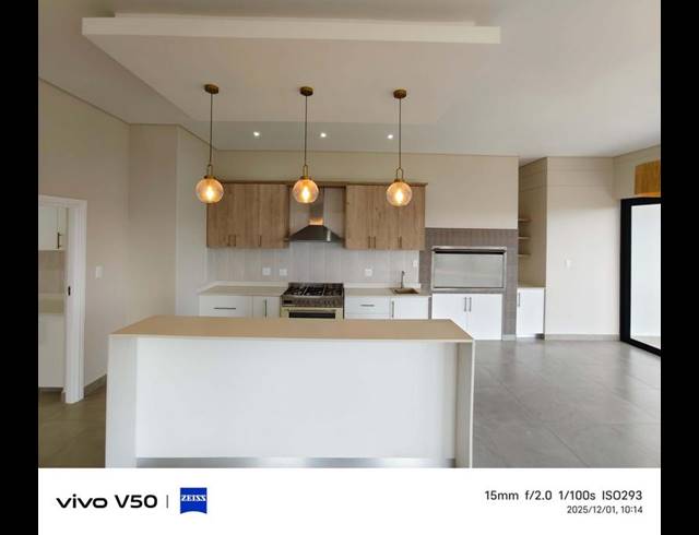 3 BEDROOM TOWNHOUSE FOR SALE IN HARTENBOS HEUWELS